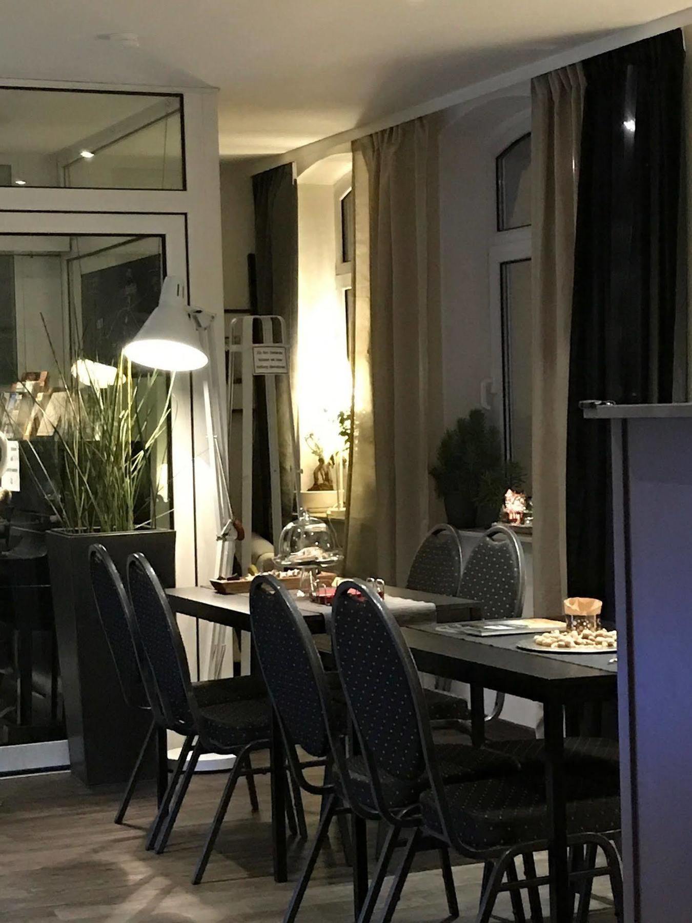 林登内克公寓式酒店 埃尔福特 外观 照片